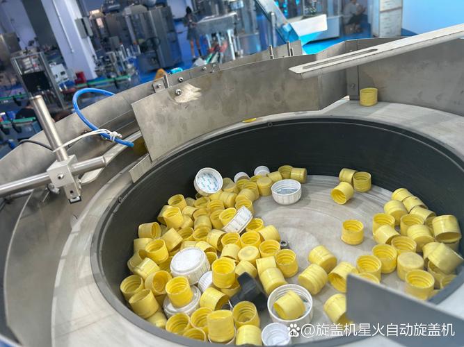 数智赋能,番茄酱奶油瓶旋盖机创新领航 今天给大家安利一款超级厉害的